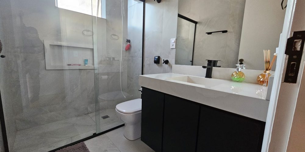 WhatsApp Image 2024-10-10 at 11.40.24 (2)